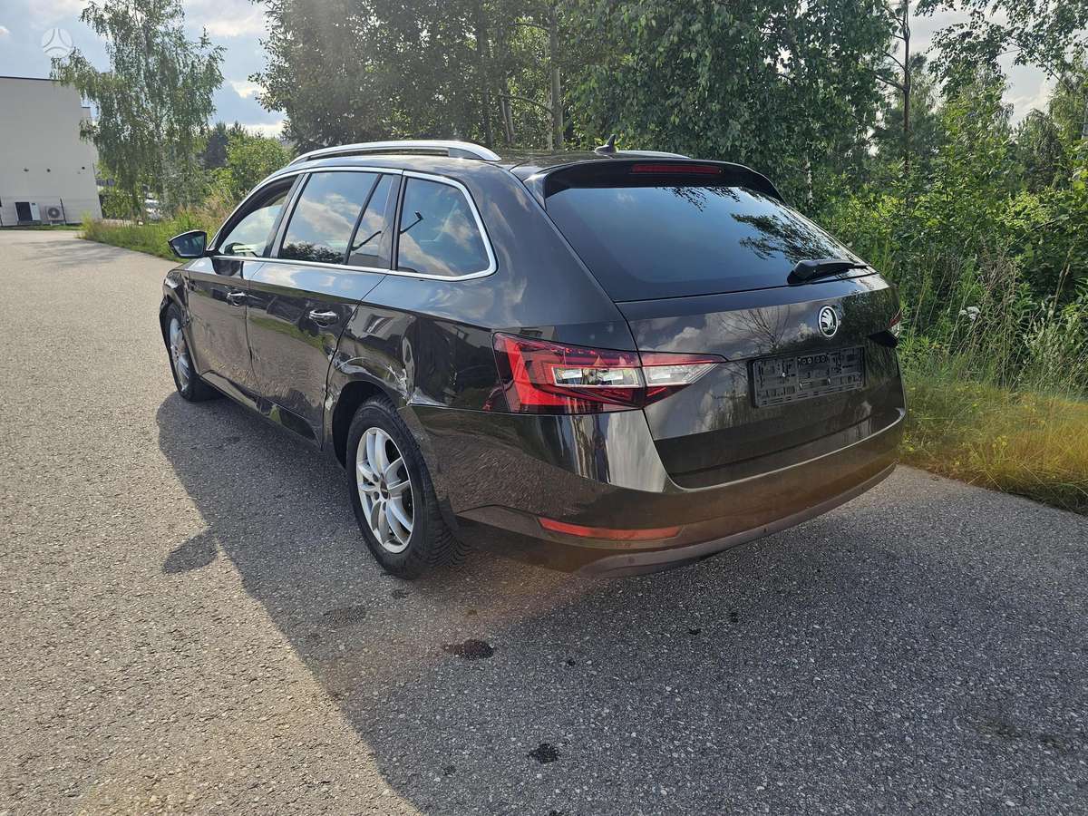 Skoda Superb, 2.0 l., Универсал