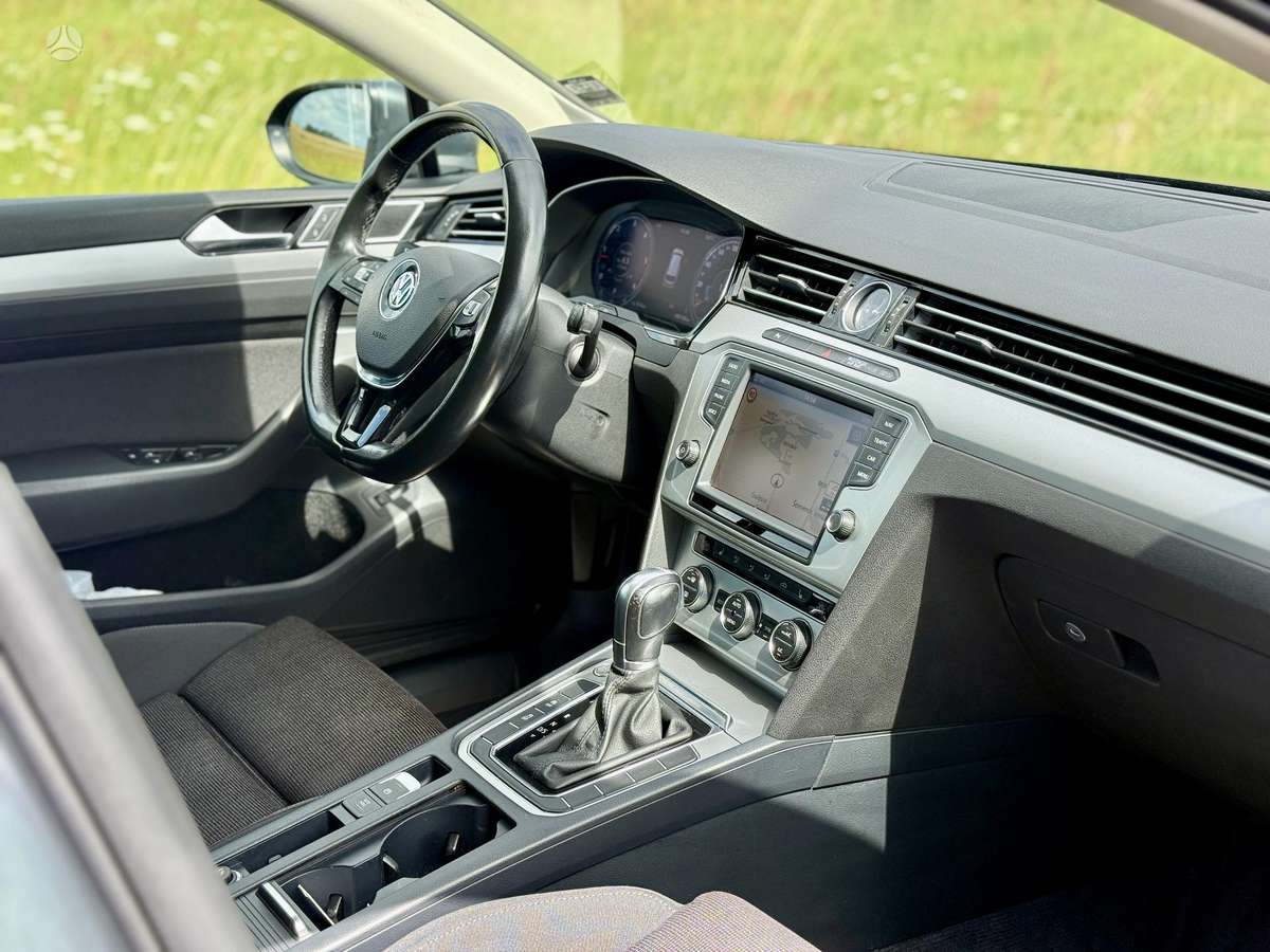 Volkswagen Passat, 2.0 l., Универсал