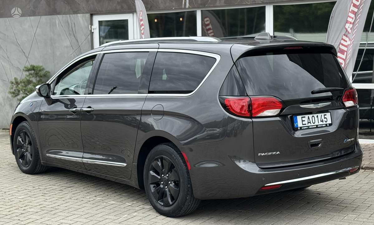 Chrysler Pacifica, 3.6 l., Минивэн