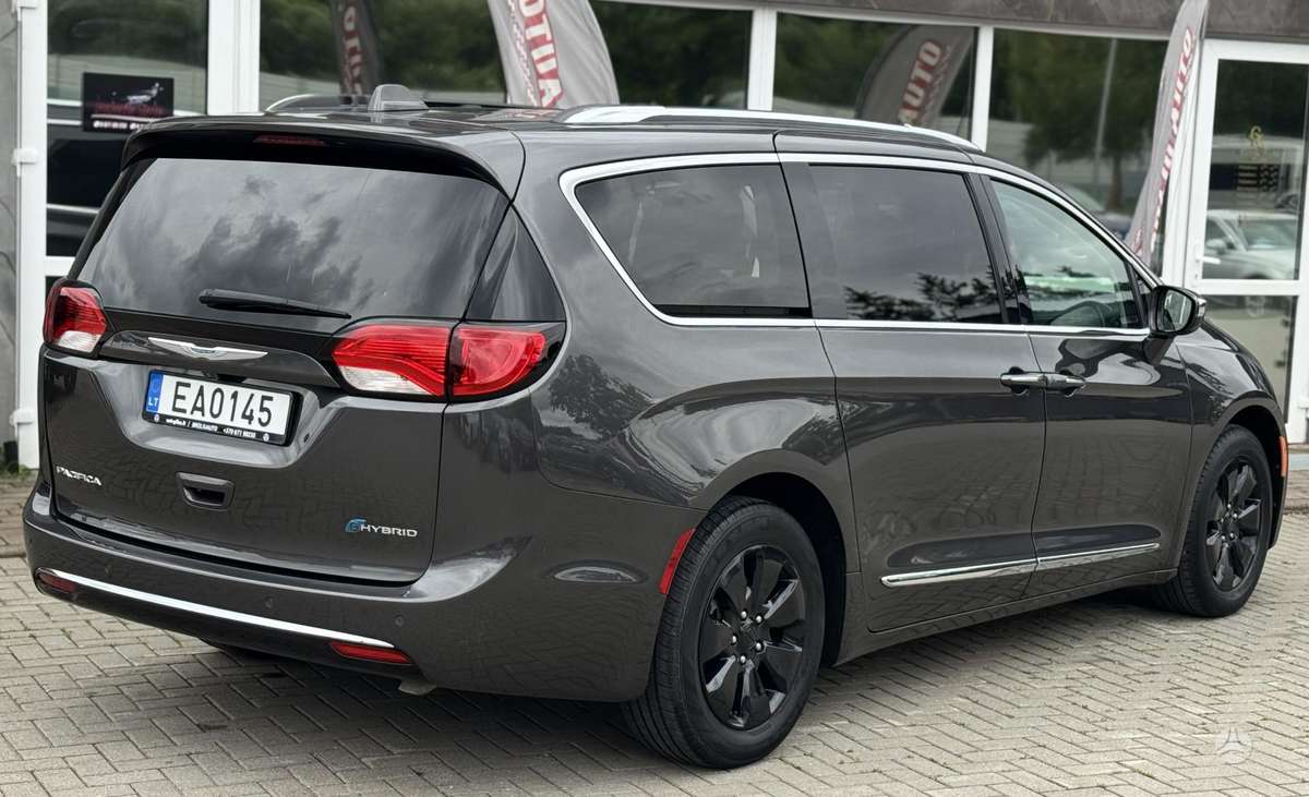 Chrysler Pacifica, 3.6 l., Минивэн