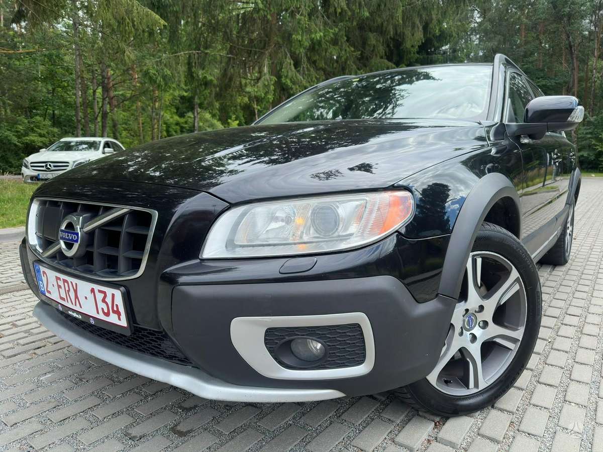 Volvo XC70, 2.0 l., Универсал