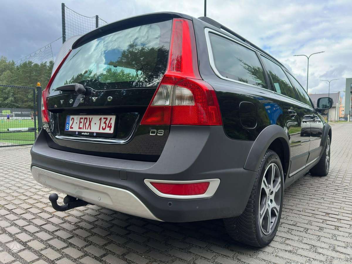 Volvo XC70, 2.0 l., Универсал