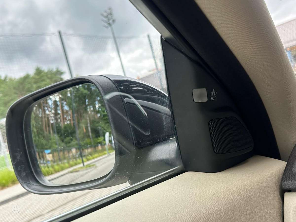 Volvo XC70, 2.0 l., Универсал