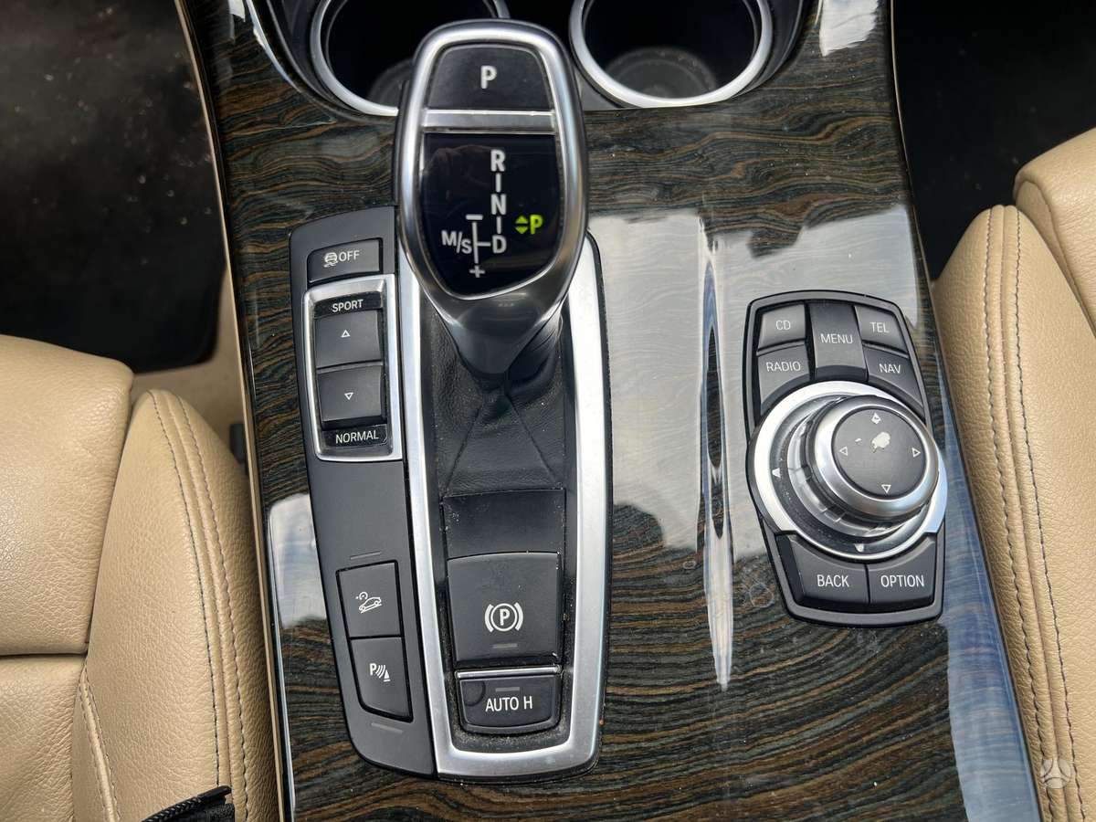 BMW X3, 3.0 l., off-road / crossover