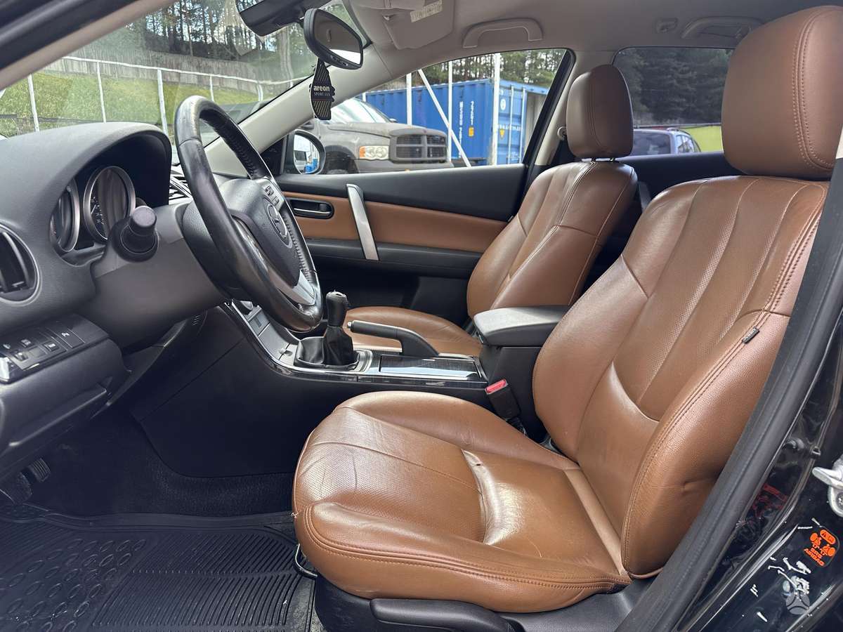 Mazda 6, 2.0 l., wagon