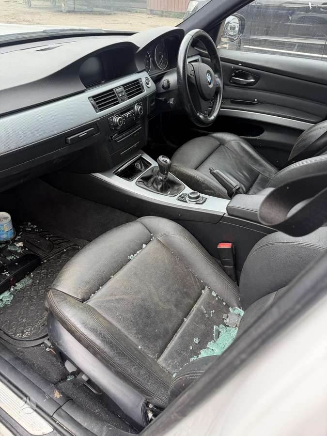 BMW 3 serija