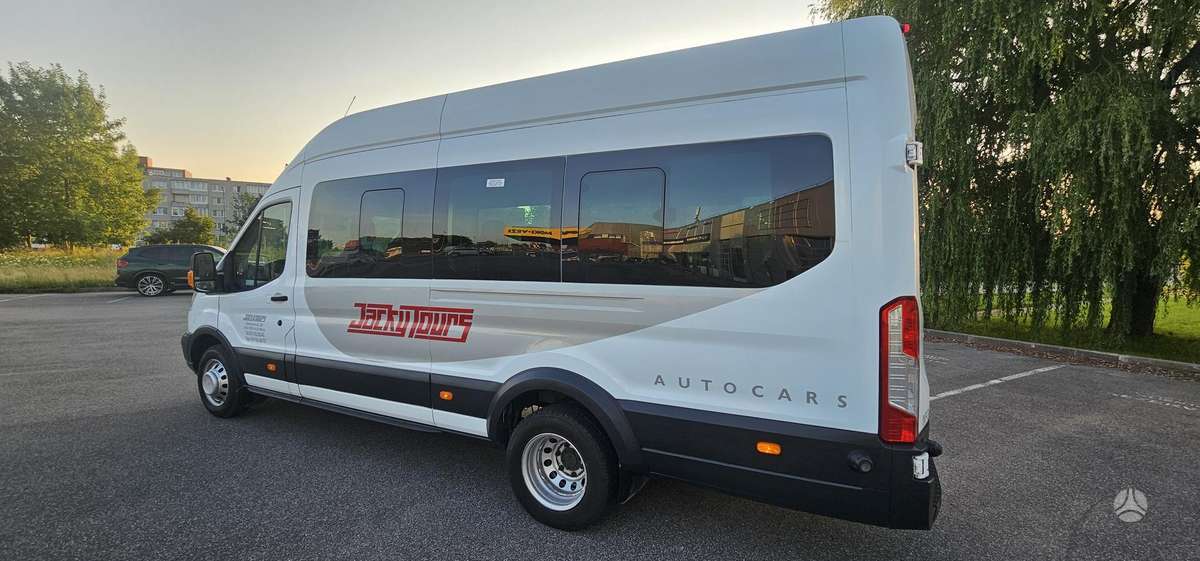 Ford Transit, keleivinis mikroautobusas