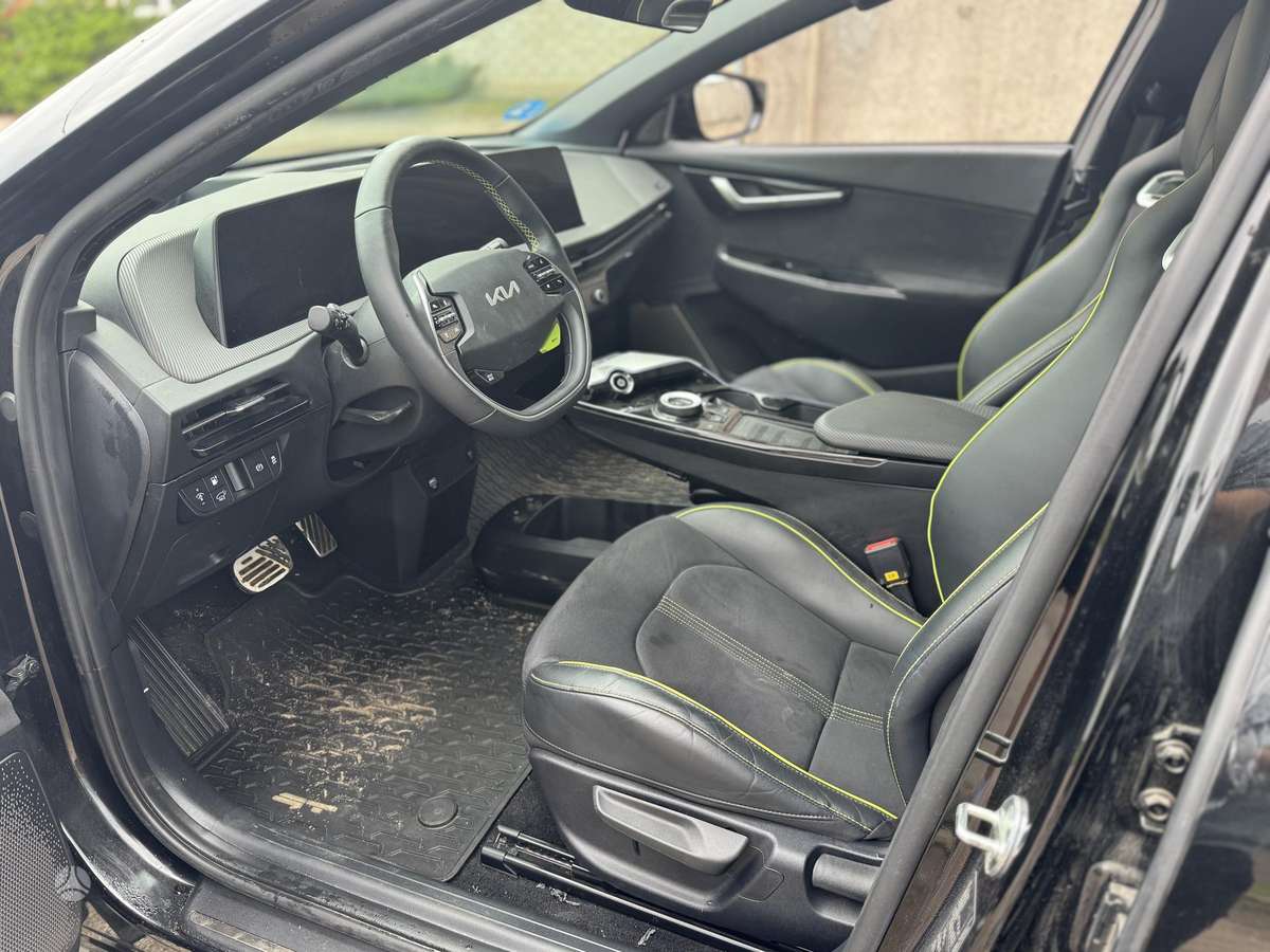 Kia EV6, hatchback