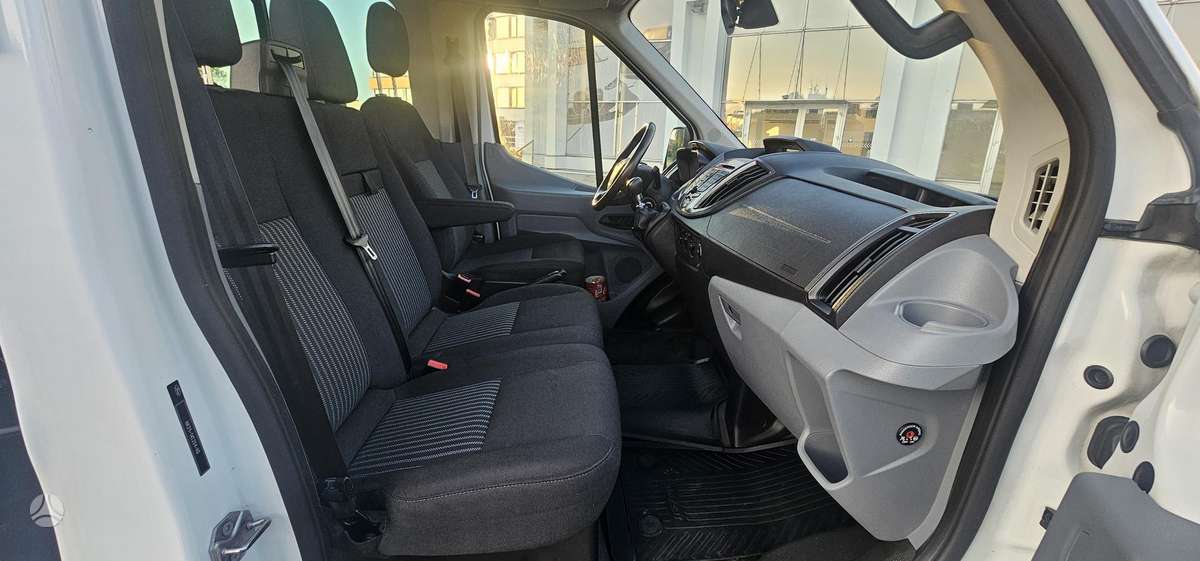 Ford Transit, пассажирский микроавтобус