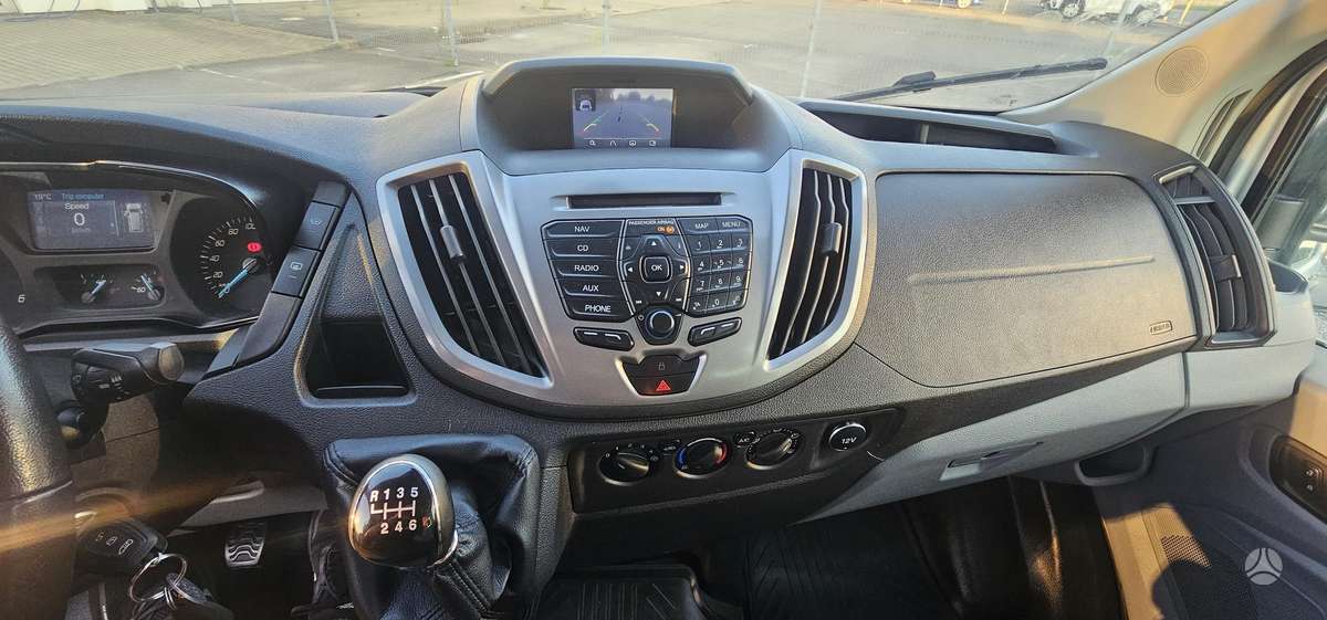 Ford Transit, passenger minibus