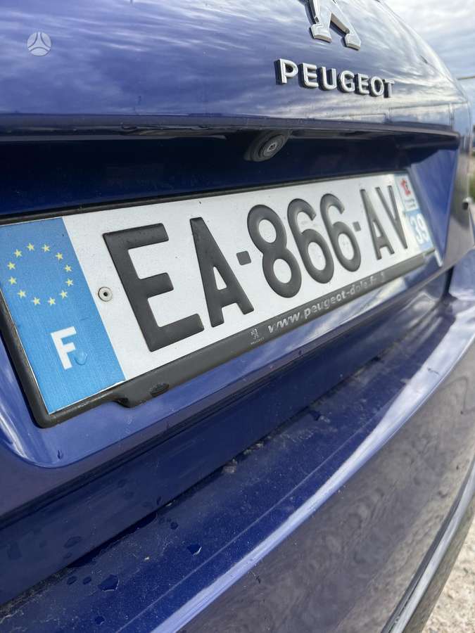 Peugeot 308, 1.2 l., hatchback