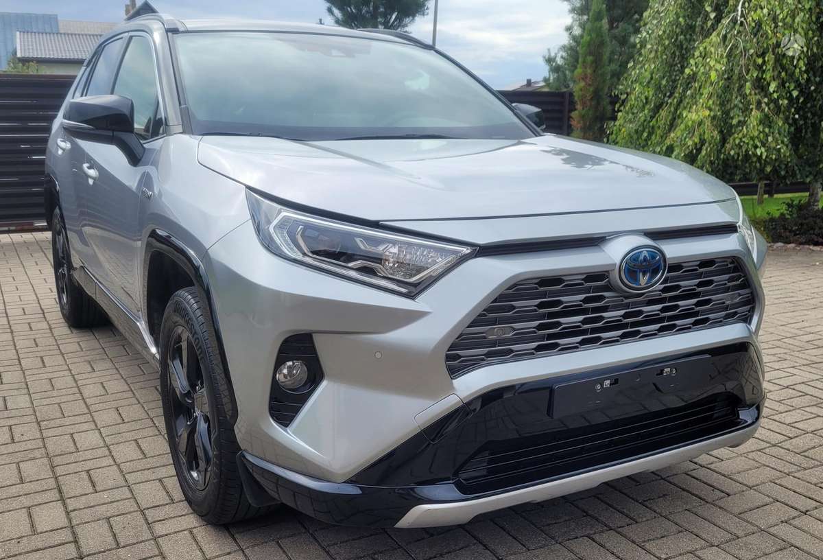 Toyota RAV4 - 5