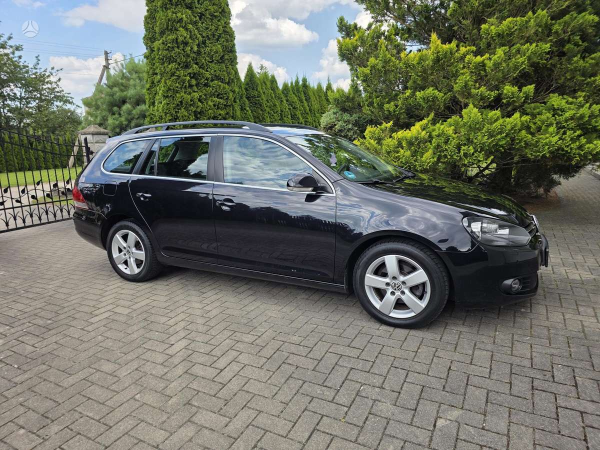 Volkswagen Golf - 2