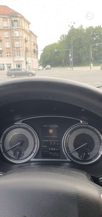 Suzuki Splash, 1.0 l., mpv / minivan