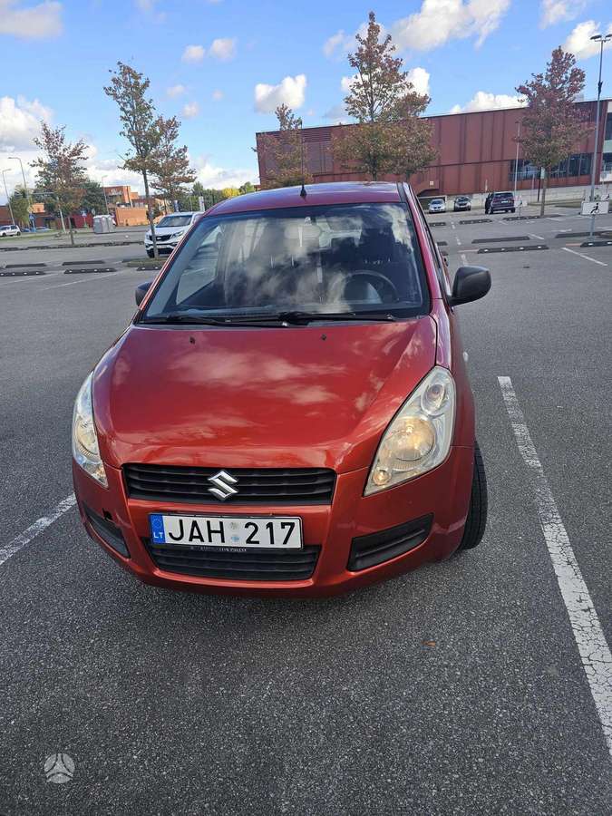 Suzuki Splash, 1.0 l., mpv / minivan
