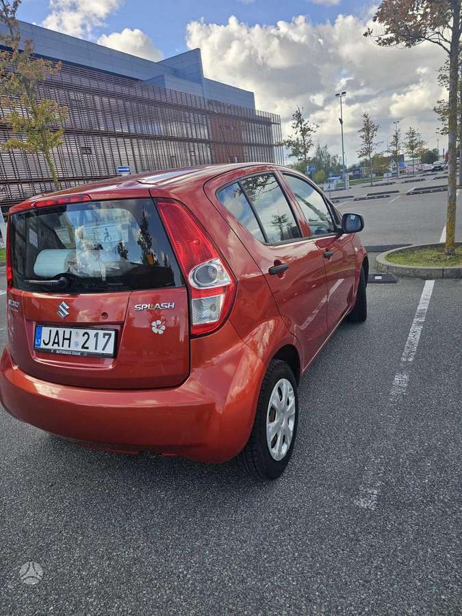 Suzuki Splash, 1.0 l., mpv / minivan