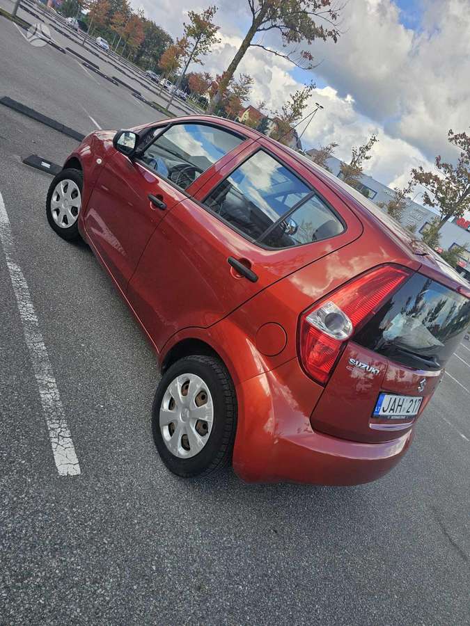 Suzuki Splash, 1.0 l., mpv / minivan