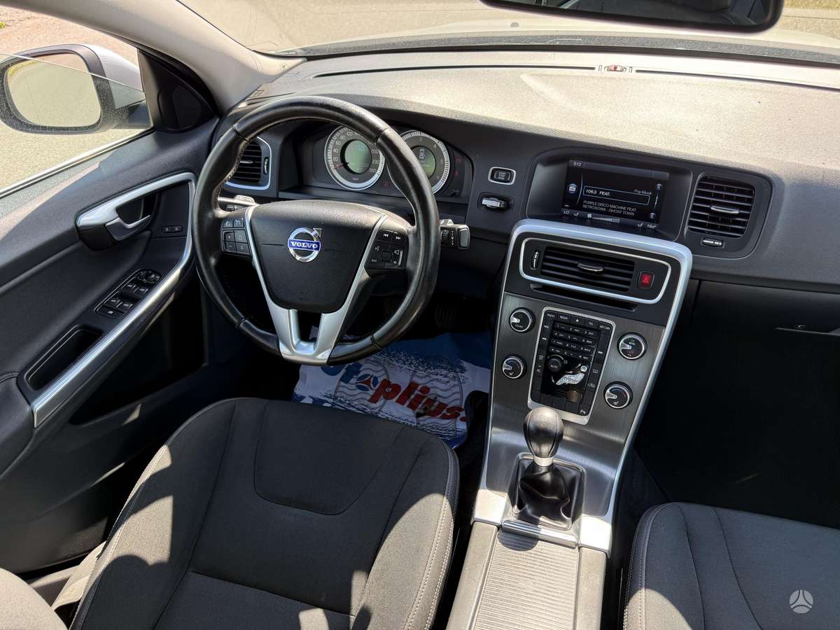 Volvo S60, 2.0 l., Седан