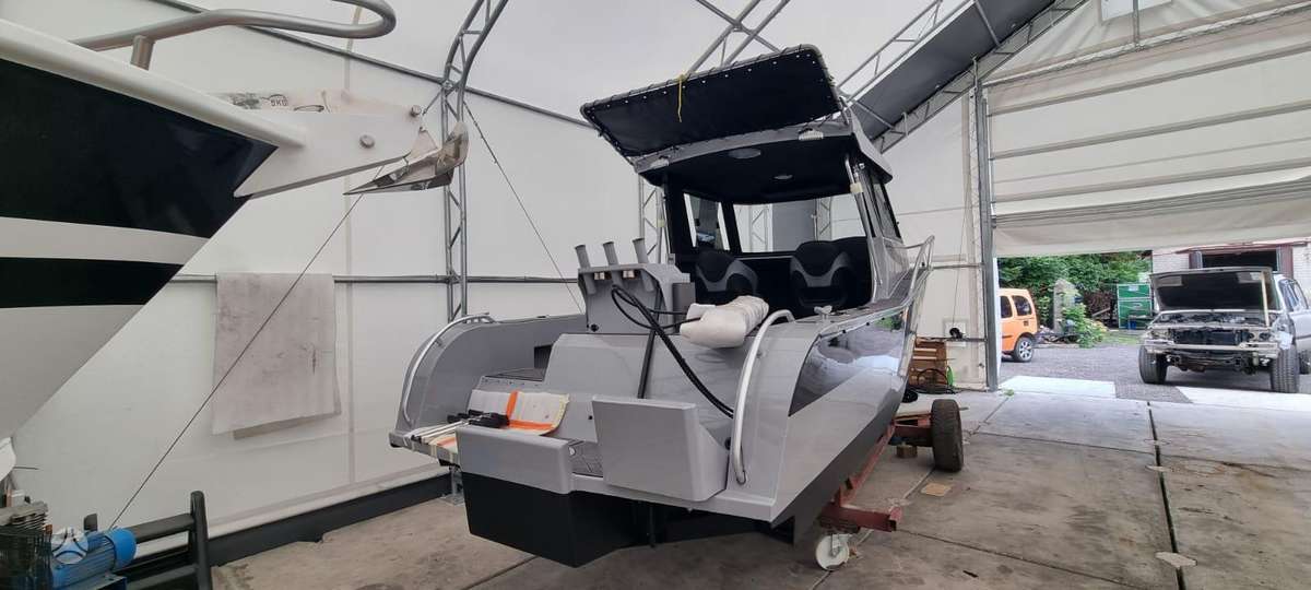 Alorox BL650, yachts / cruisers