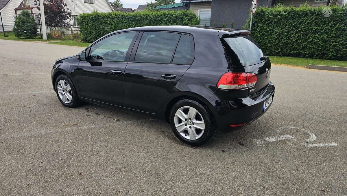 Volkswagen Golf - 3