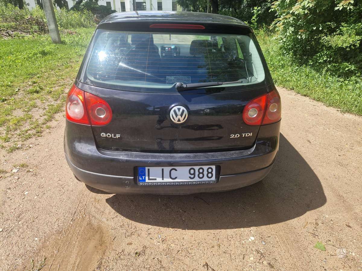 Volkswagen Golf - 4