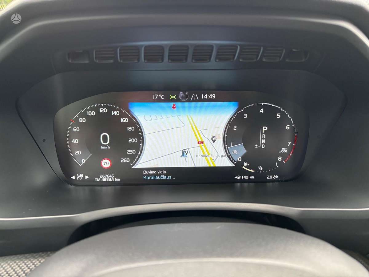 Volvo XC90, 2.0 l., off-road / crossover