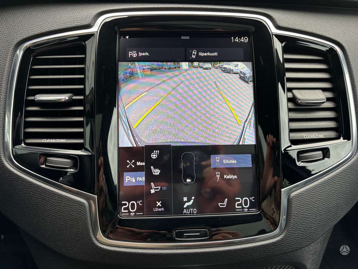 Volvo XC90, 2.0 l., off-road / crossover