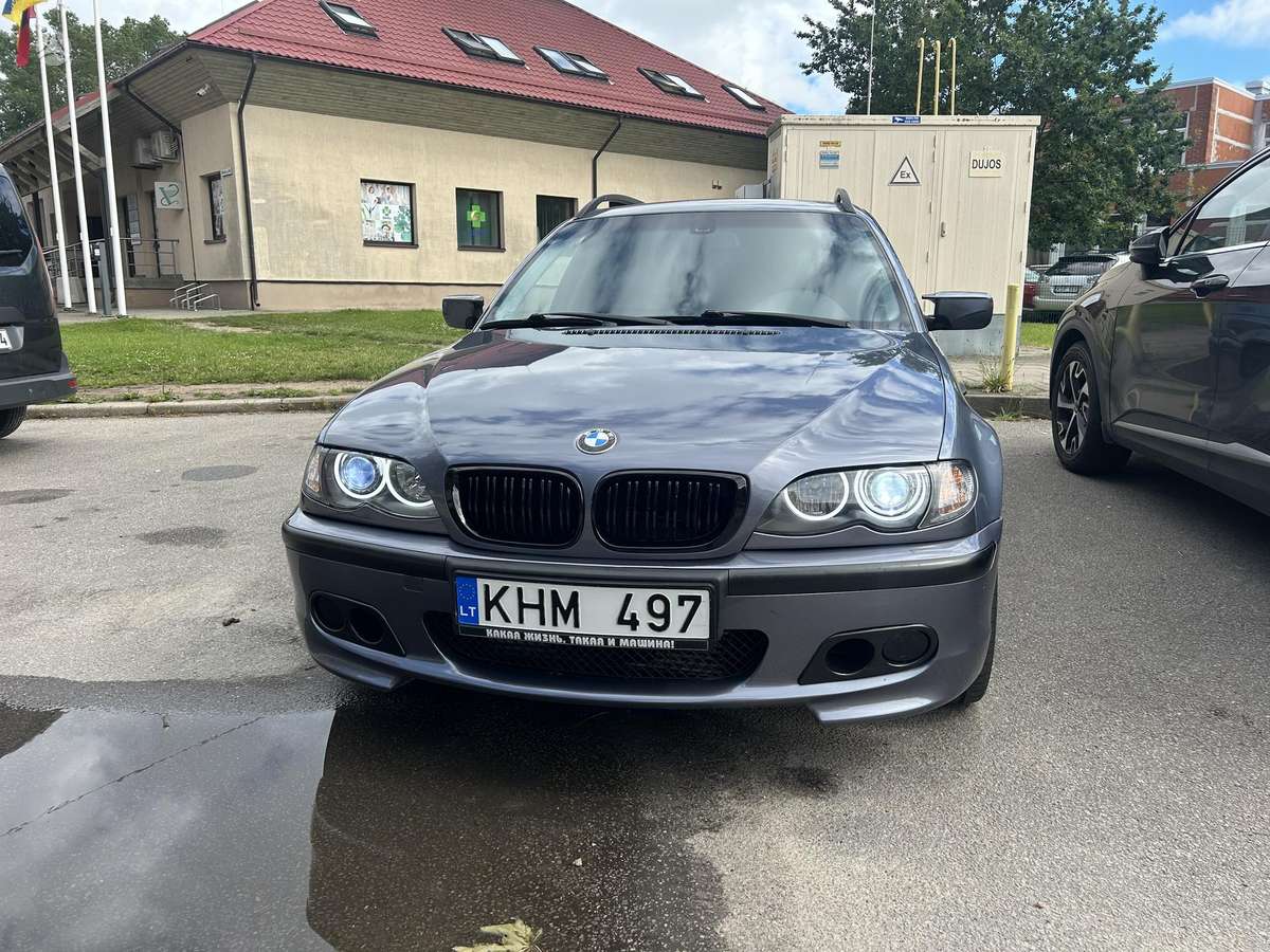 BMW 330, 3.0 l., wagon