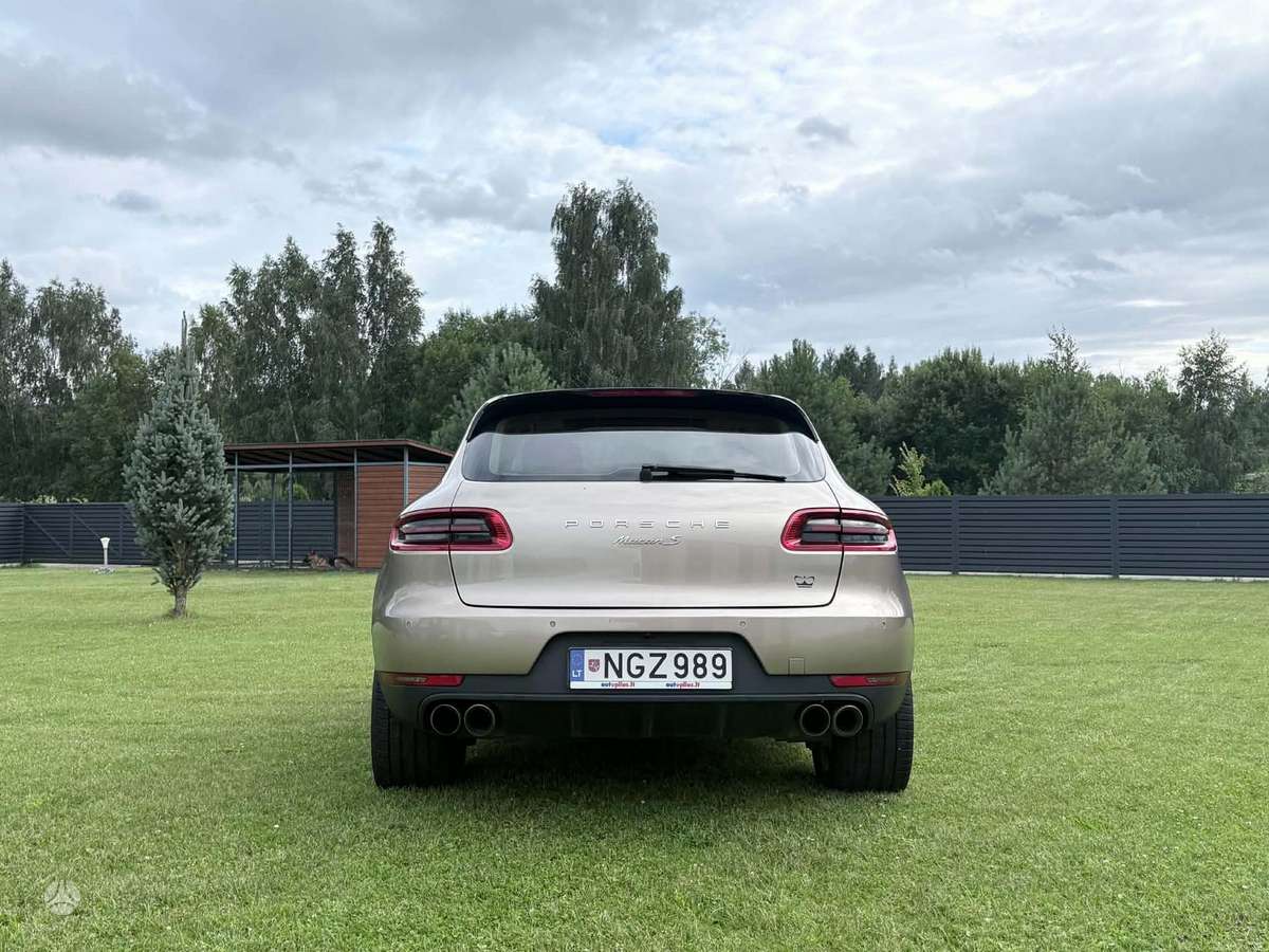 Porsche Macan - 5