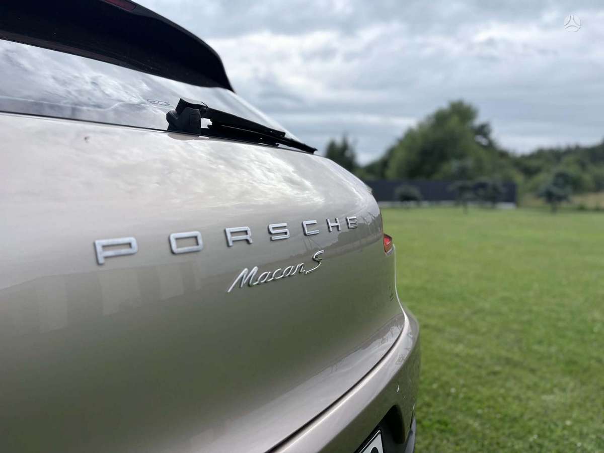 Porsche Macan - 10