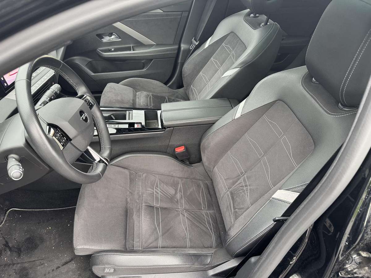 Opel Astra, 1.2 l., Хэтчбек