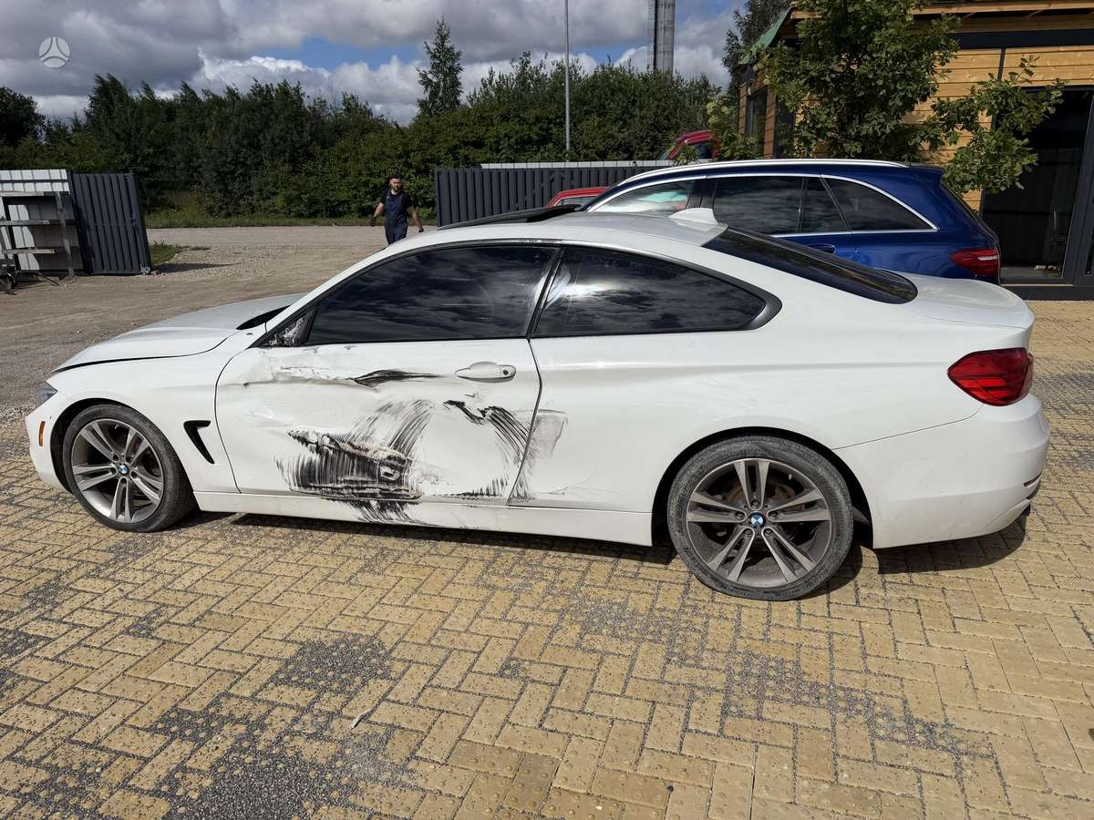 BMW 428, 2.0 l., hatchback