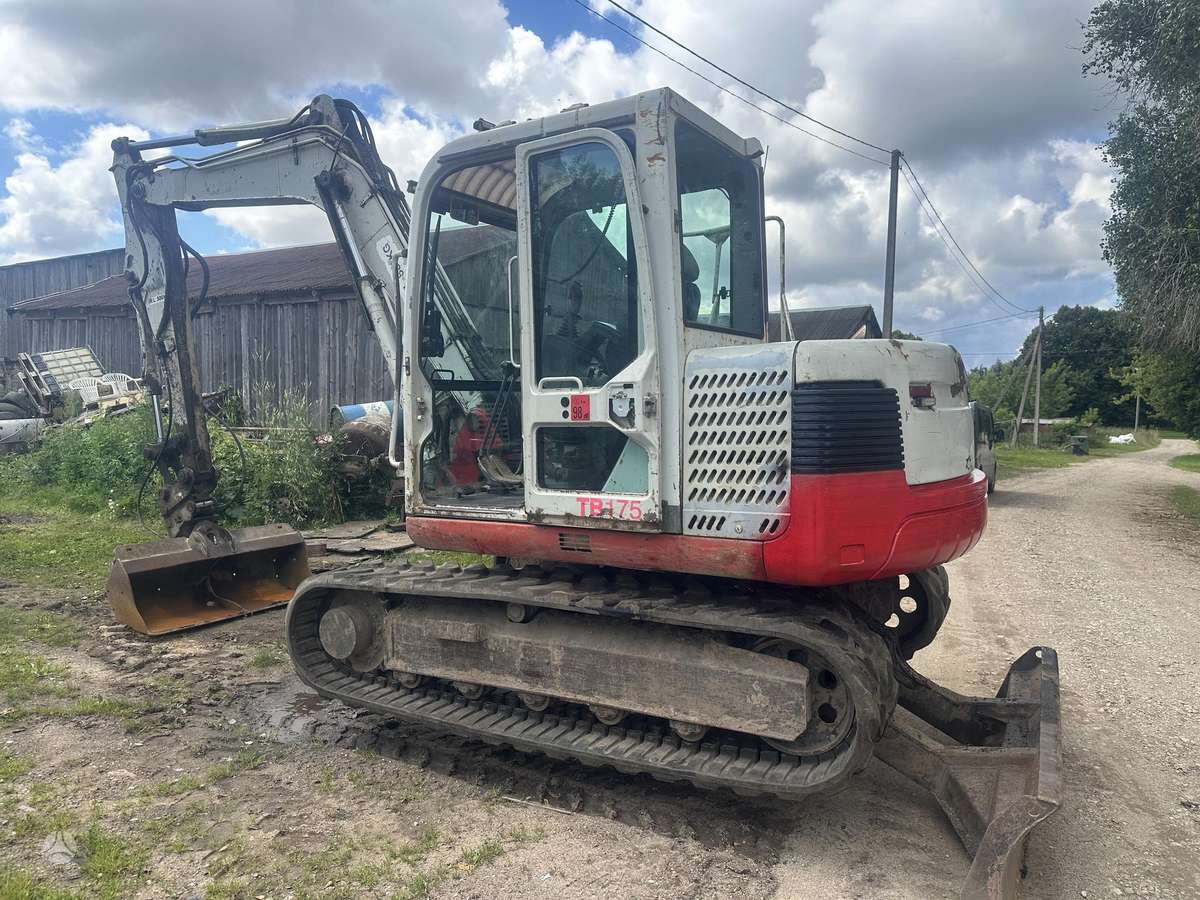 Takeuchi TB175, mini excavator