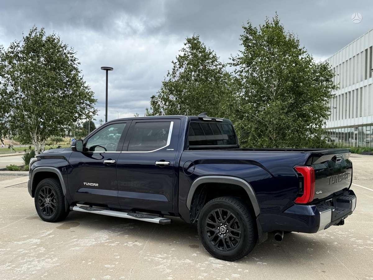 Toyota Tundra - 5