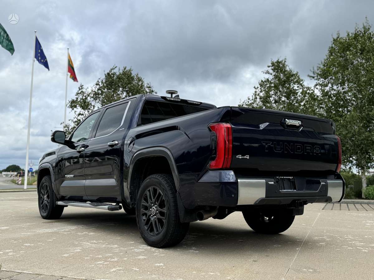 Toyota Tundra - 7