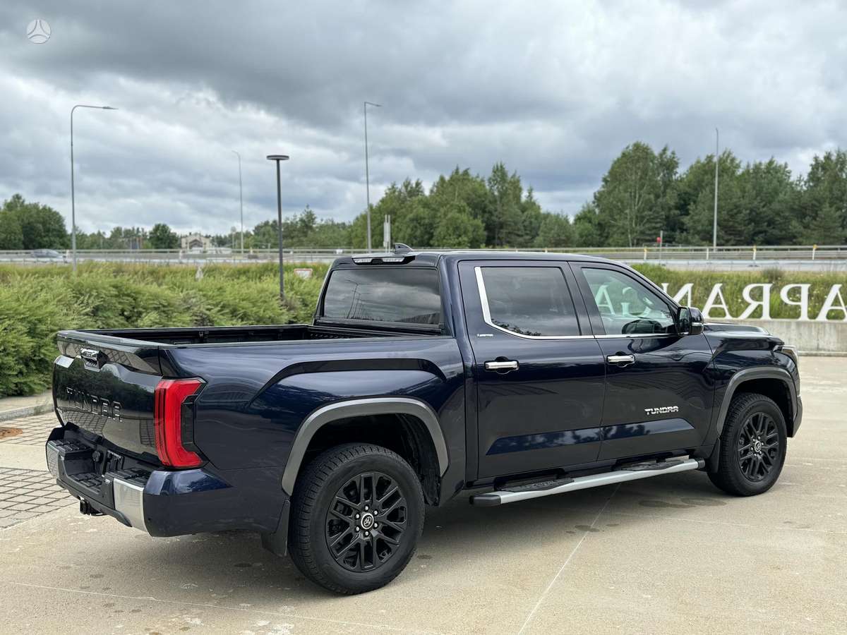 Toyota Tundra - 12
