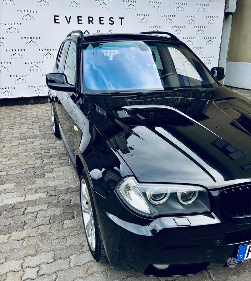 BMW X3, off-road / crossover