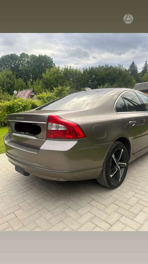 Volvo S80, 2.4 l., Седан