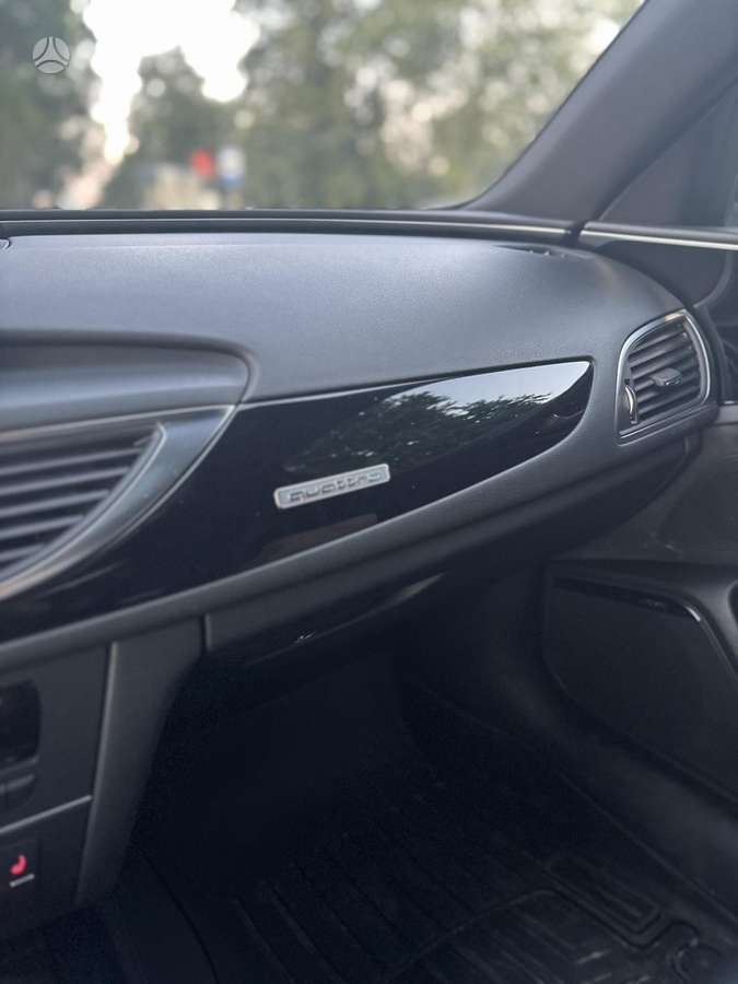 Audi A6, 3.0 l., Седан