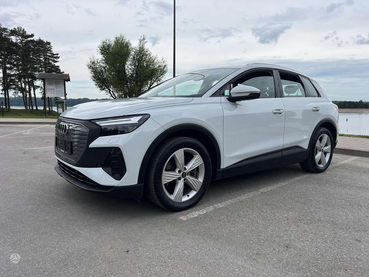 Audi Q4 e-tron, mpv / minivan
