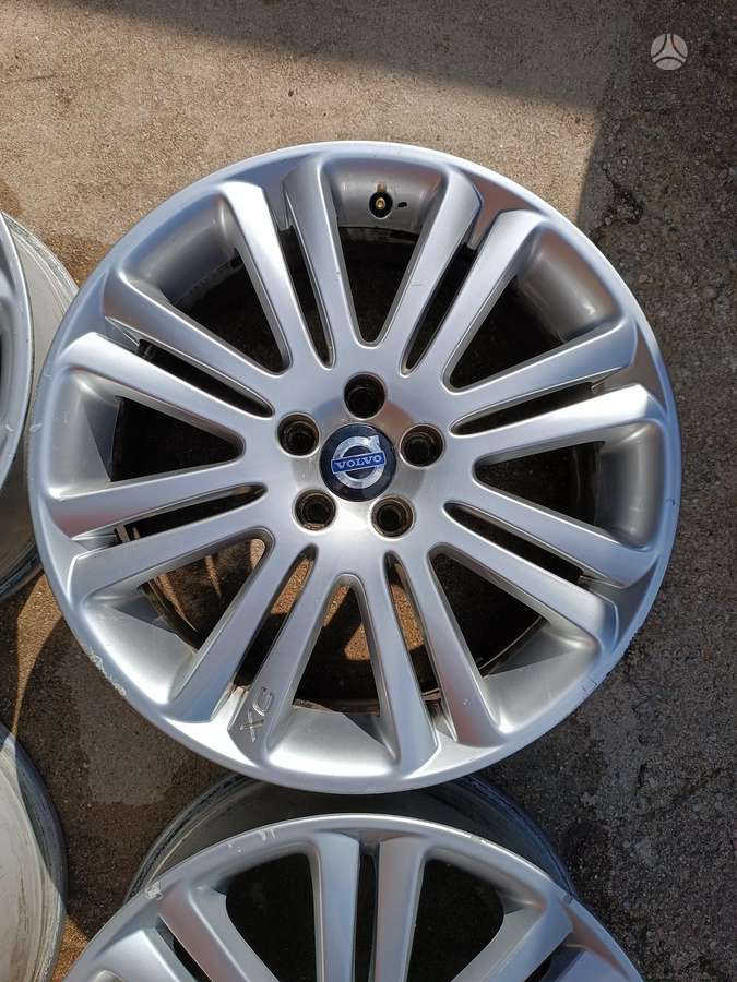 Volvo XC, light alloy, R19