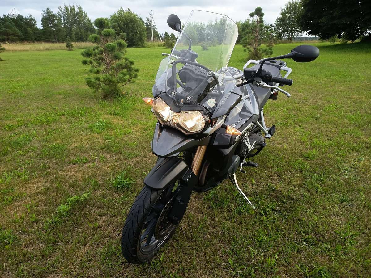 Triumph Tiger 1215cc, enduro / adventure