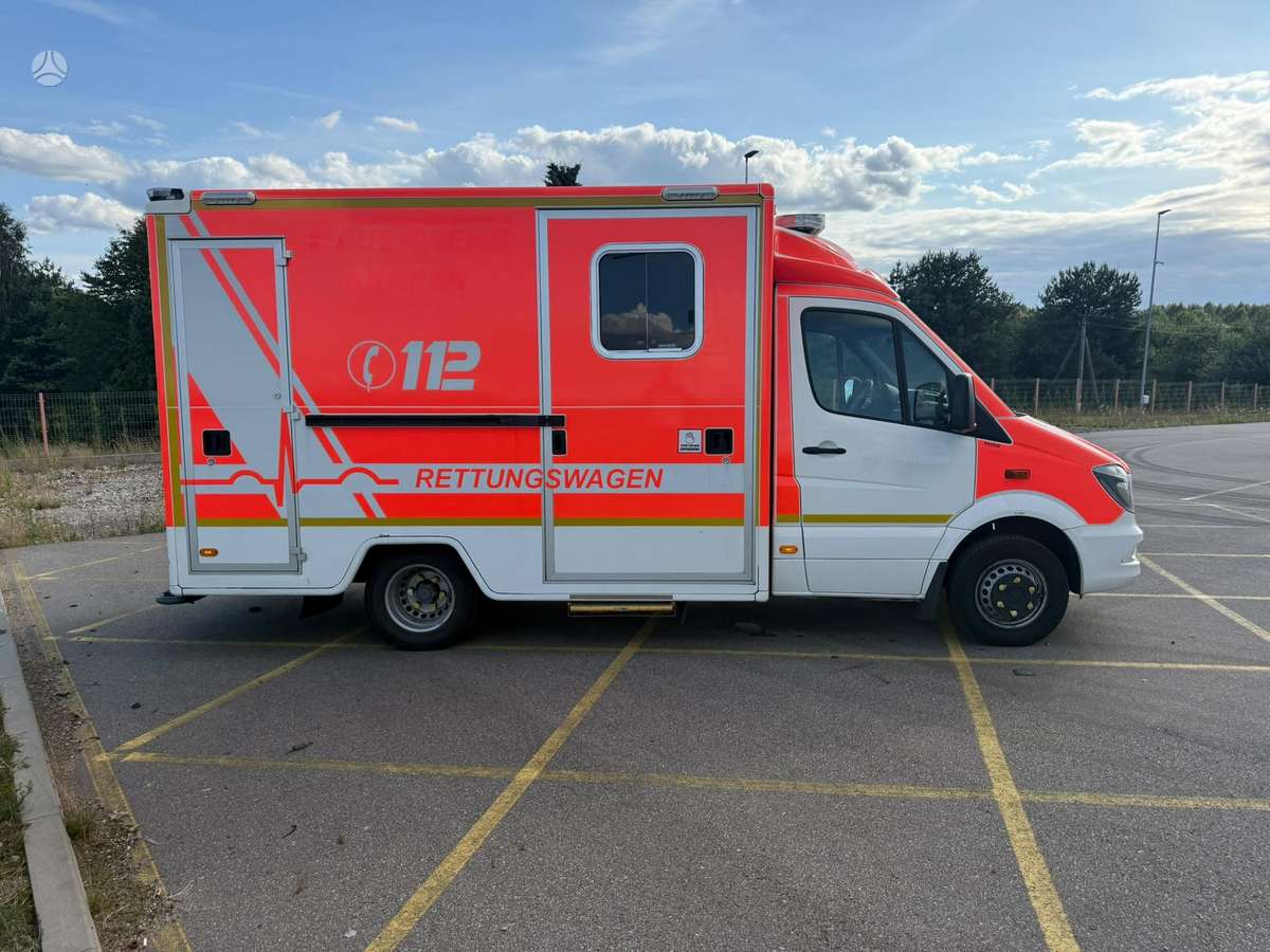 Mercedes-Benz Sprinter, box trucks / box vans