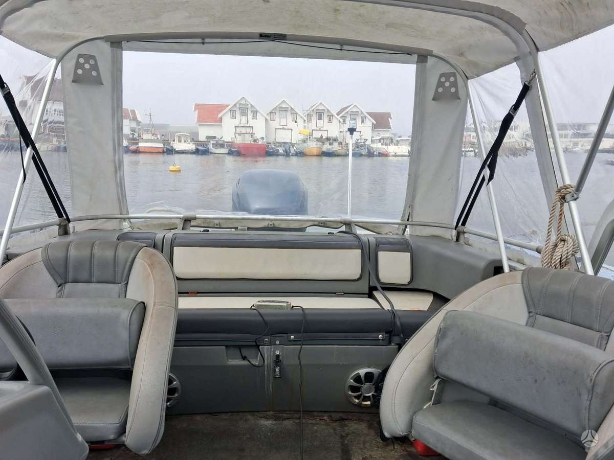 Buster Magnum, yachts / cruisers