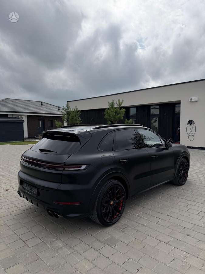 Porsche Cayenne - 11