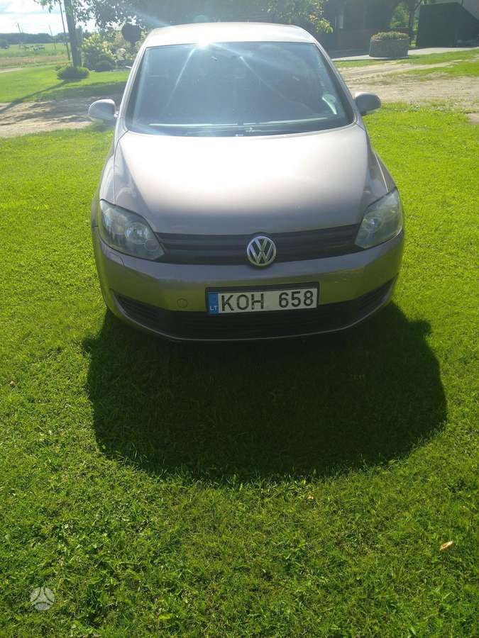 Volkswagen Golf Plus - 1
