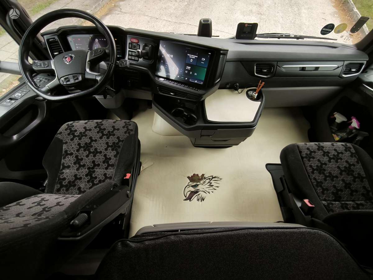 Scania S460, 1 спальное место