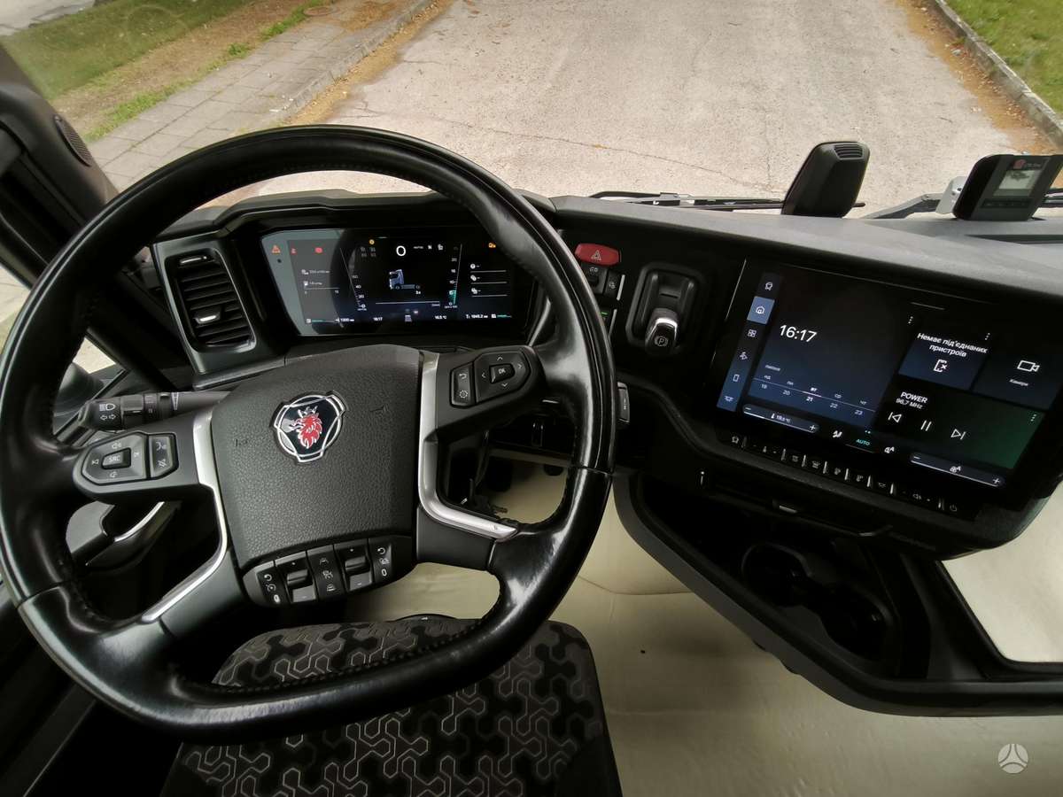 Scania S460, 1 miegamoji vieta