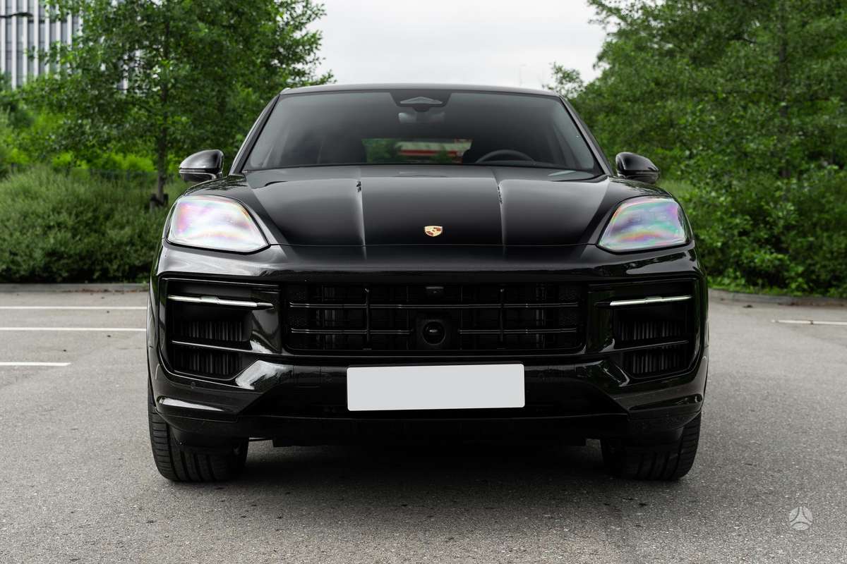 Porsche Cayenne Coupe - 2