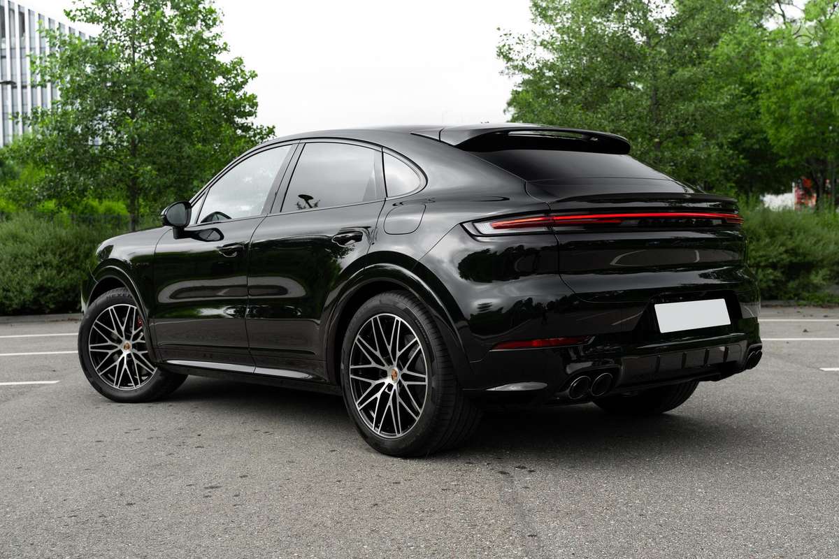 Porsche Cayenne Coupe - 4